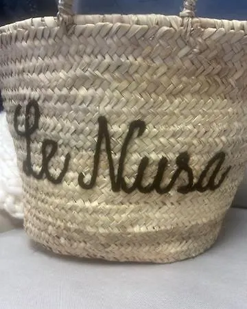 アパート Duplex Le Nusa