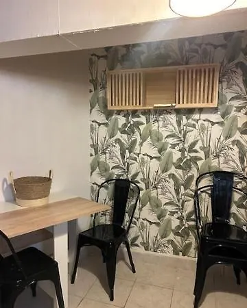 Duplex Le Nusa ペルピニャン