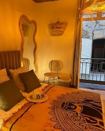 Duplex Le Nusa アパート *